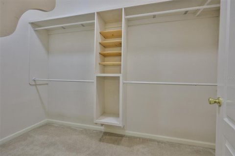 Casa en venta en Wesley Chapel, Florida, 4 dormitorios, 202.9 m2 № 1909751 - foto 28