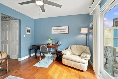 Condo in Winter Haven, Florida, 3 bedrooms № 2396886 - photo 18