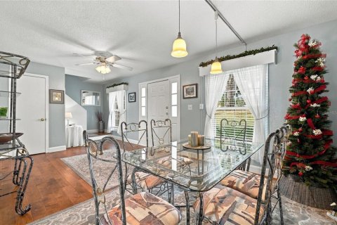 Condo in Winter Haven, Florida, 3 bedrooms № 2396886 - photo 11