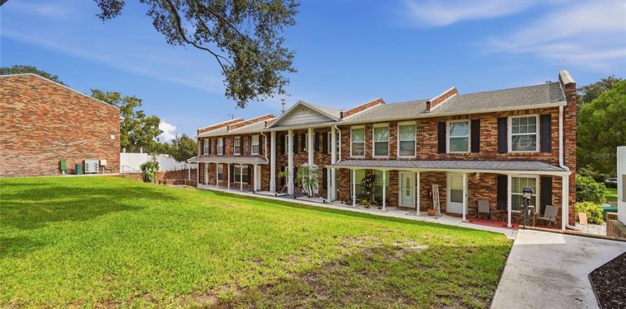 Condo in Winter Haven, Florida, 3 bedrooms № 2396886