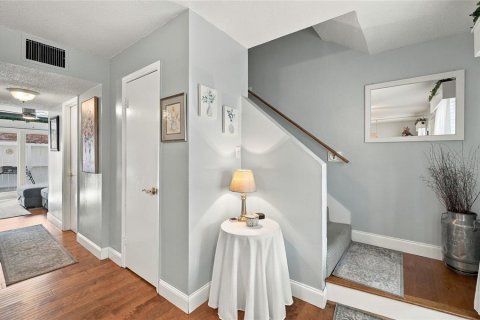 Condo in Winter Haven, Florida, 3 bedrooms № 2396886 - photo 29
