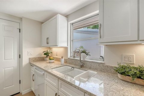 Casa en venta en Sarasota, Florida, 3 dormitorios, 123.28 m2 № 2093669 - foto 19