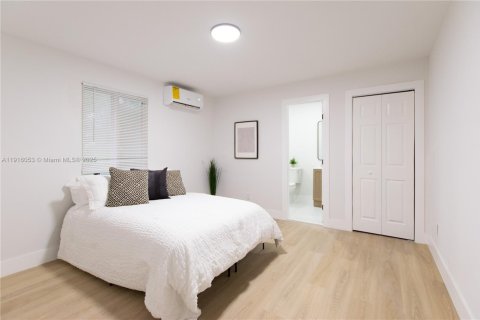 Casa en venta en West Park, Florida, 3 dormitorios, 53.14 m2 № 1971025 - foto 14