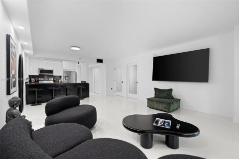 Copropriété à louer à Miami, Floride: 1 chambre, 75.99 m2 № 1946833 - photo 17