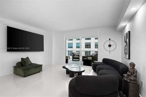 Copropriété à louer à Miami, Floride: 1 chambre, 75.99 m2 № 1946833 - photo 25