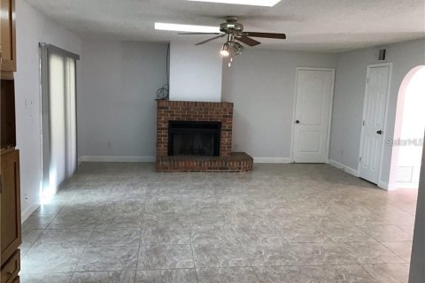House in Altamonte Springs, Florida 4 bedrooms, 144.18 sq.m. № 1856643 - photo 6