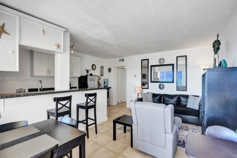 Copropriété à vendre à Hollywood, Floride: 1 chambre, 55.28 m2 № 2042305 - photo 4