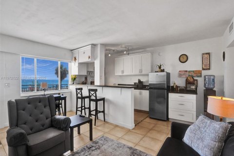 Copropriété à vendre à Hollywood, Floride: 1 chambre, 55.28 m2 № 2042305 - photo 5