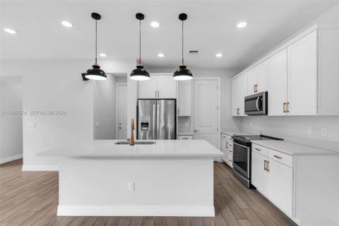 Adosado en alquiler en Hollywood, Florida, 3 dormitorios, 164.34 m2 № 2029780 - foto 6