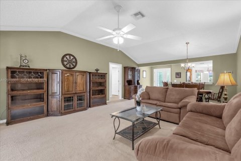 House in The Villages, Florida 3 bedrooms № 2065160 - photo 7