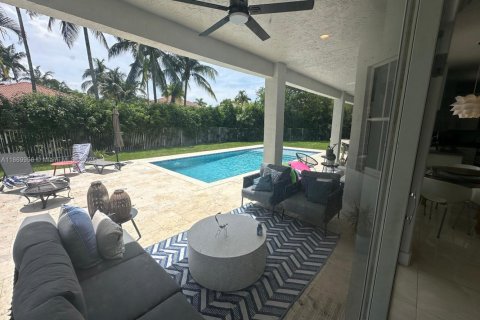 Villa ou maison à louer à Weston, Floride: 6 chambres, 305.83 m2 № 1921610 - photo 19