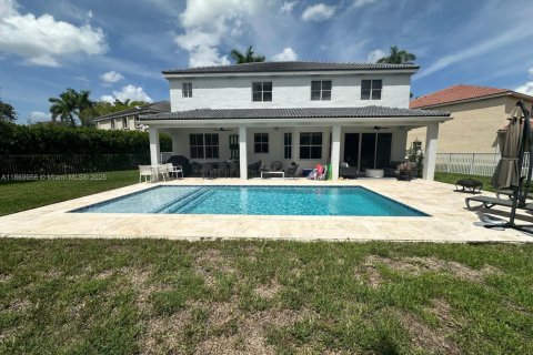 Villa ou maison à louer à Weston, Floride: 6 chambres, 305.83 m2 № 1921610 - photo 10