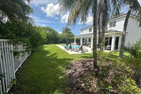 Villa ou maison à louer à Weston, Floride: 6 chambres, 305.83 m2 № 1921610 - photo 7