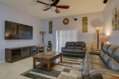 Villa ou maison à vendre à Tavares, Floride: 3 chambres, 113.43 m2 № 2132866 - photo 11