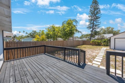 Villa ou maison à vendre à Saint Petersburg, Floride: 2 chambres, 114.08 m2 № 1651808 - photo 27