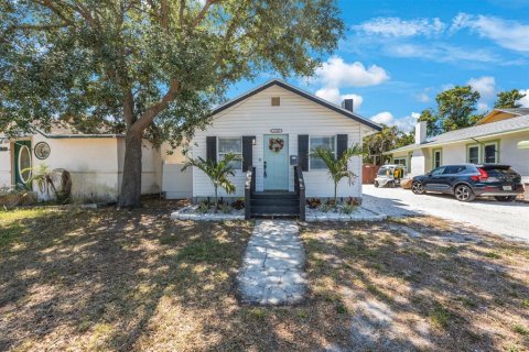 Villa ou maison à vendre à Saint Petersburg, Floride: 2 chambres, 114.08 m2 № 1651808 - photo 3