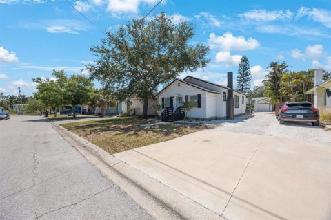 Villa ou maison à vendre à Saint Petersburg, Floride: 2 chambres, 114.08 m2 № 1651808 - photo 4