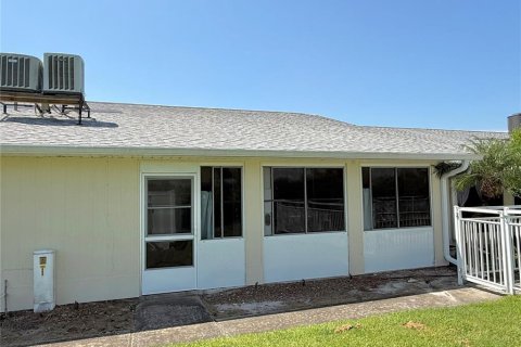 Condo in Sebring, Florida, 2 bedrooms  № 1852519 - photo 30