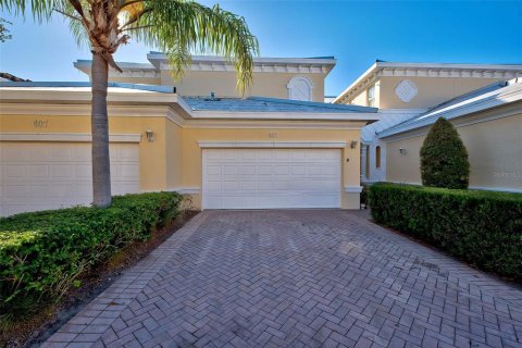Condominio en venta en Venice, Florida, 3 dormitorios, 166.2 m2 № 1718642 - foto 1