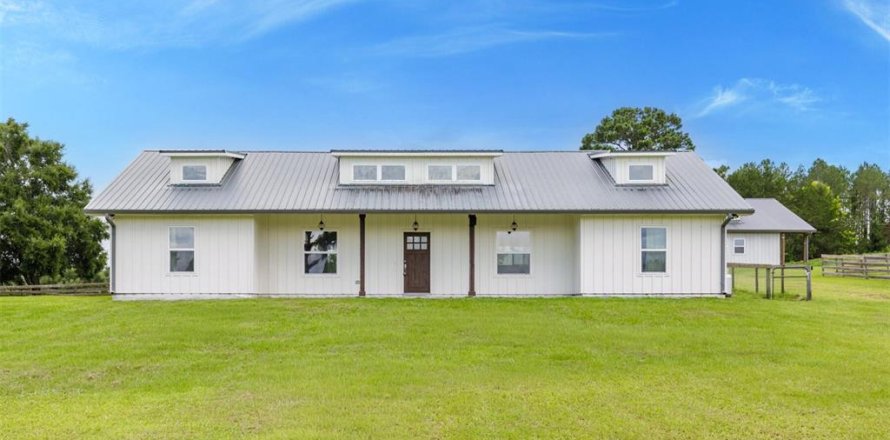 Casa en Alachua, Florida 3 dormitorios, 204.01 m2 № 1886410