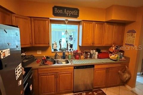 House in Saint Petersburg, Florida 3 bedrooms, 149.48 sq.m. № 2110407 - photo 16