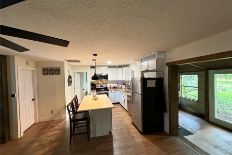 Villa ou maison à vendre à Oak Hill, Floride: 2 chambres, 110 m2 № 2427496 - photo 10