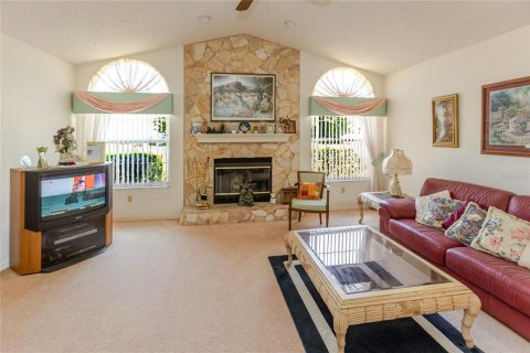 House in Spring Hill, Florida 3 bedrooms, 186.92 sq.m. № 2150782 - photo 23