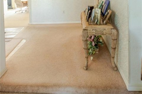 House in Spring Hill, Florida 3 bedrooms, 186.92 sq.m. № 2150782 - photo 27