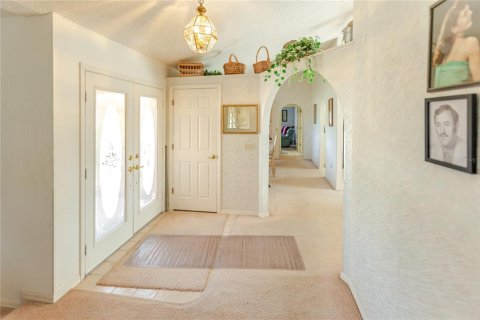 House in Spring Hill, Florida 3 bedrooms, 186.92 sq.m. № 2150782 - photo 4