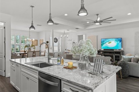 Casa en venta en Ocala, Florida, 4 dormitorios, 223.43 m2 № 2318948 - foto 14