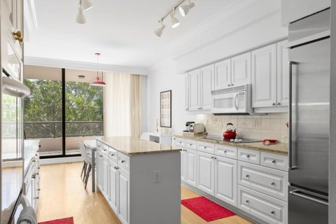 Condo in Longboat Key, Florida, 3 bedrooms  № 1906134 - photo 5