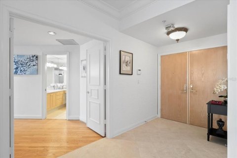 Condo in Longboat Key, Florida, 3 bedrooms  № 1906134 - photo 14