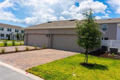 Townhouse in Orlando, Florida 4 bedrooms, 172.61 sq.m. № 1866801 - photo 4