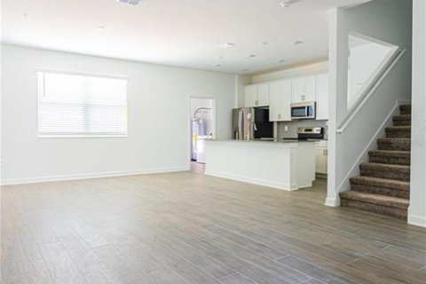 Townhouse in Orlando, Florida 4 bedrooms, 172.61 sq.m. № 1866801 - photo 8