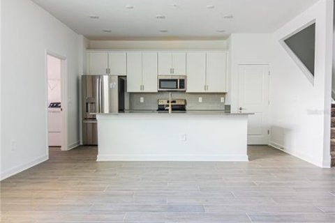 Townhouse in Orlando, Florida 4 bedrooms, 172.61 sq.m. № 1866801 - photo 10