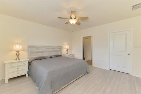 House in Bradenton, Florida 3 bedrooms, 142.05 sq.m. № 1833103 - photo 26