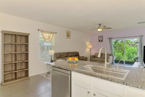 House in Bradenton, Florida 3 bedrooms, 142.05 sq.m. № 1833103 - photo 17