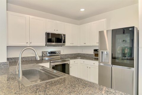 House in Bradenton, Florida 3 bedrooms, 142.05 sq.m. № 1833103 - photo 14