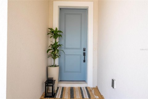 House in Winter Garden, Florida 5 bedrooms, 361.76 sq.m. № 2211532 - photo 7
