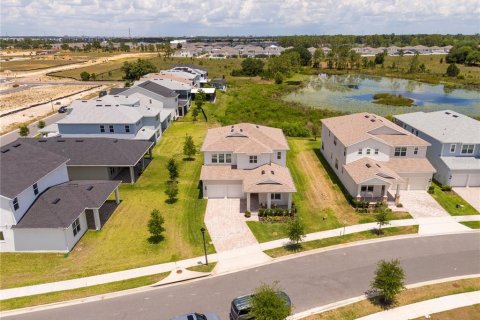 House in Winter Garden, Florida 5 bedrooms, 361.76 sq.m. № 2211532 - photo 4