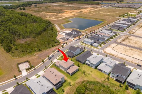 House in Winter Garden, Florida 5 bedrooms, 361.76 sq.m. № 2211532 - photo 5