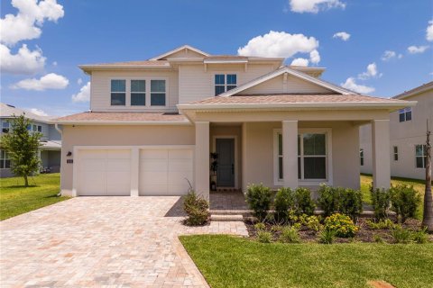House in Winter Garden, Florida 5 bedrooms, 361.76 sq.m. № 2211532