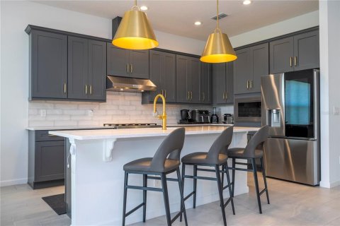 House in Winter Garden, Florida 5 bedrooms, 361.76 sq.m. № 2211532 - photo 18