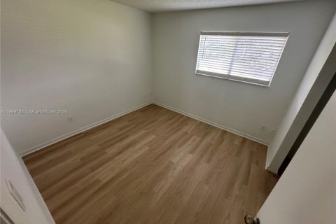 Appartement à louer à Oakland Park, Floride: 2 chambres, 94.76 m2 № 1952396 - photo 12