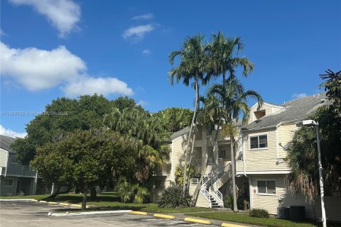 Appartement à louer à Oakland Park, Floride: 2 chambres, 94.76 m2 № 1952396 - photo 2