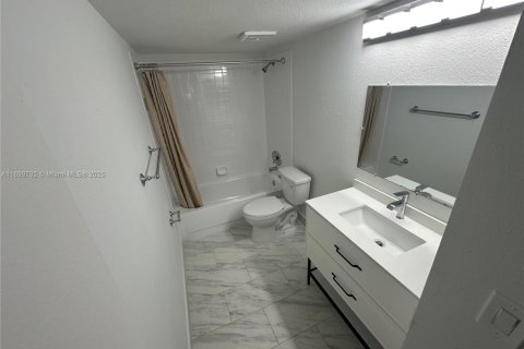 Appartement à louer à Oakland Park, Floride: 2 chambres, 94.76 m2 № 1952396 - photo 9