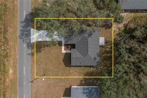 House in Avon Park, Florida 3 bedrooms, 151.62 sq.m. № 1422691 - photo 4