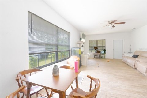 House in Orlando, Florida 3 bedrooms, 117.43 sq.m. № 1620325 - photo 6