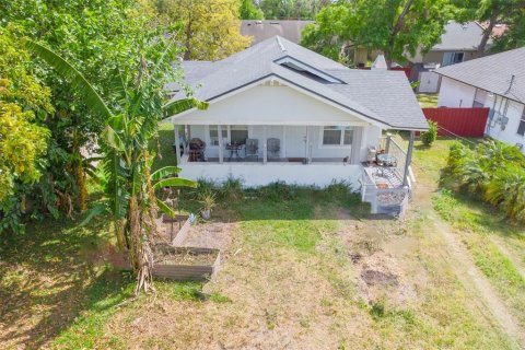 House in Orlando, Florida 3 bedrooms, 117.43 sq.m. № 1620325 - photo 2