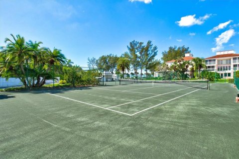 Condominio en venta en Longboat Key, Florida, 3 dormitorios, 137.87 m2 № 1610022 - foto 5